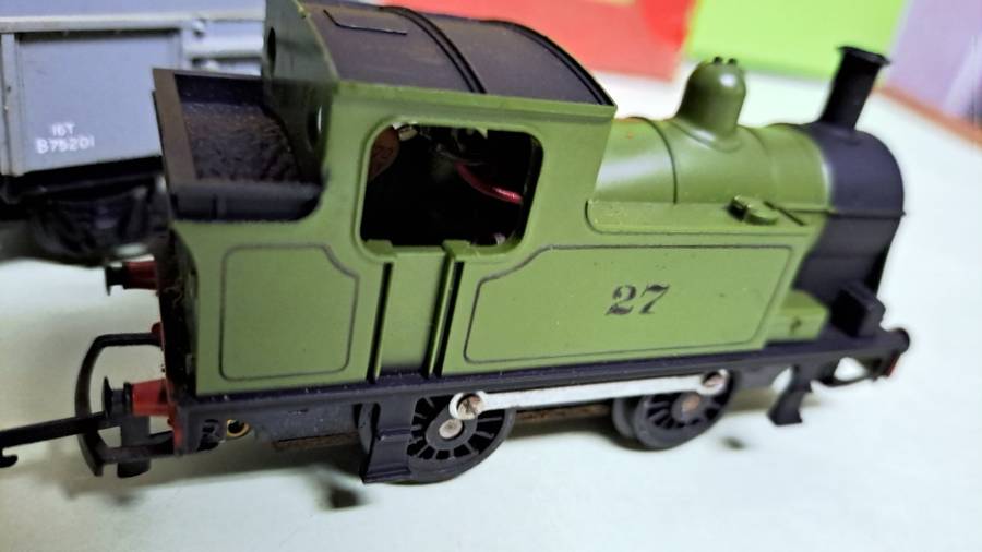 Horby Triang Train Set (Locomotive with 3 coaches) BOXED (NEW Old Stock Partly sealed) (Lima)