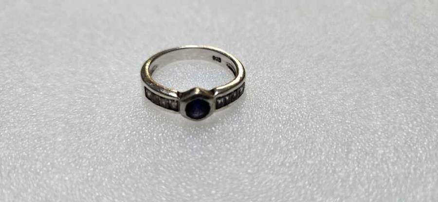 SILVER RING WITH BLUE JEWEL