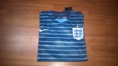 NIKE England Euro 2016 Kit - X Large