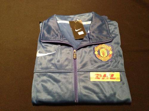 NIKE Manchester United Training Jacket - Large