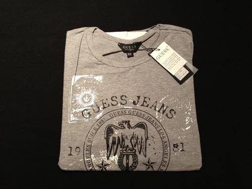 GUESS Mens Tee - Large