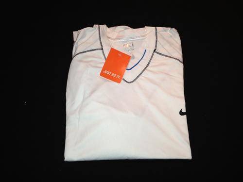 NIKE Airmax Mens Long Sleeve Training Top - Medium