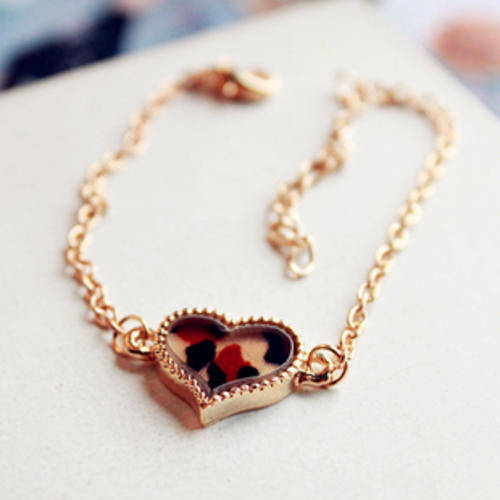 IMPORTED STOCK! Pretty ***PUMA HEART*** 18K Gold Clad Bracelet!