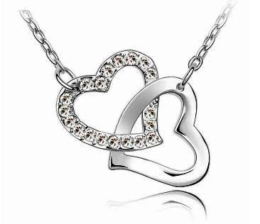 IMPORTED STOCK! Beautiful SWAROVSKI ***MERGING HEARTS*** Silver Clad Necklace!