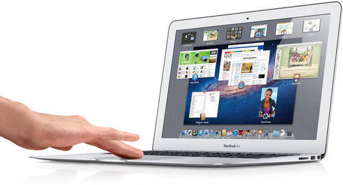 Macbook Air 13" - i5, 256GB FLASH STORAGE (Latest Macbook Air)(Looks new)