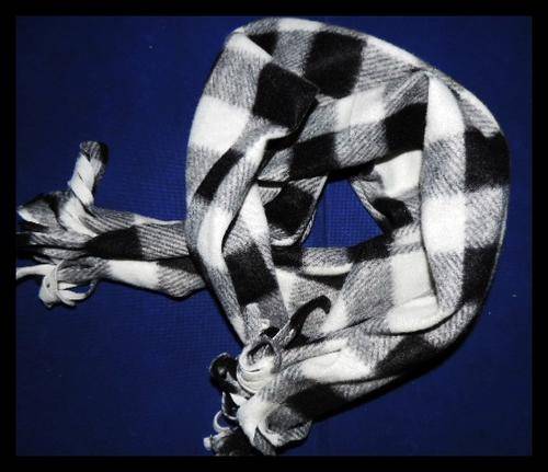Mens Black and White Check Scarf