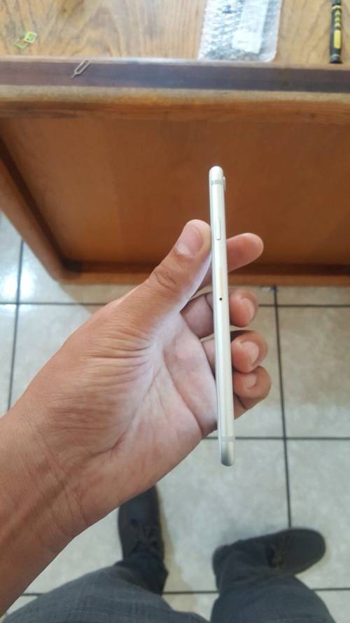 iphone 6 64gb white in good condition