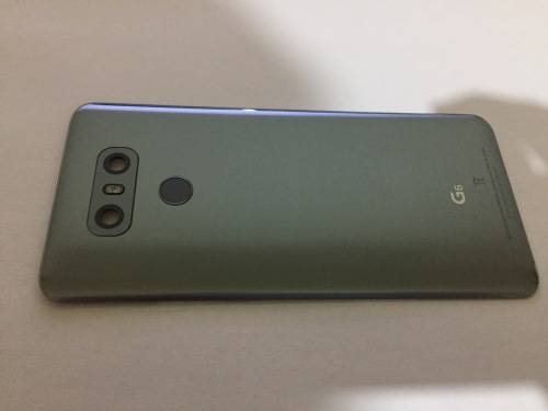 back cover with finger print sensor  LG G6 H870 in very good condition condition genuine part