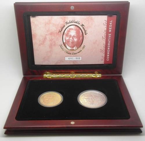 2008 Twin set 1oz gold & 1oz silver Nelson Rolihlahla Mandela 90 years | 900 Minted | R1 Start