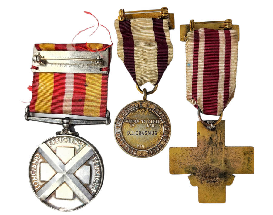 Red Cross Society Medals | Awarded to: D.J. Erasmus