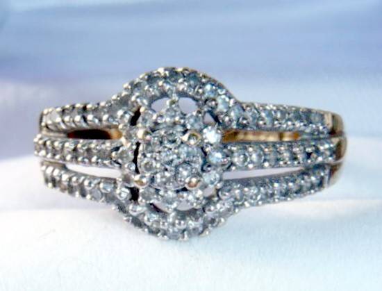 .70 CARAT REAL DIAMOND SOLID GOLD ENGAGEMENT/ETERNITY RING! LOVELY - R1/NO RESERVE