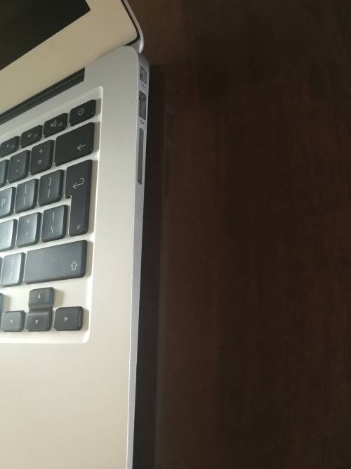 Apple Macbook Air 13" Core i5 *PLEASE READ*