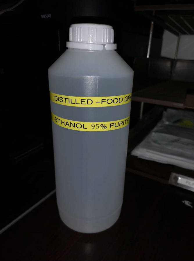 Ethanol, Food Grade, 5 Liters ( 190 proof , 95% pure ethyl alcohol )