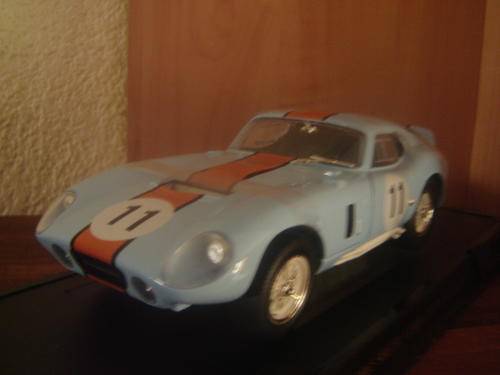 Shelby Cobra Daytona R/Coupe D/Cast in Gulf Colors 1/18 Lucky R/Signature