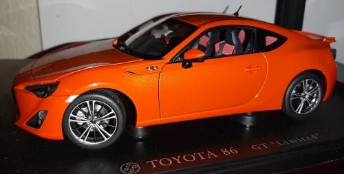 Special;Toyota 86 GT  Die Cast  Model Sc 1/18  Top Make AutoArt New in Box  Gteed- In Stock