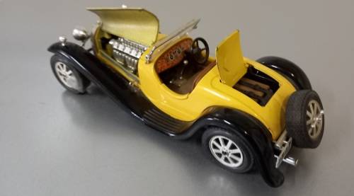 `35 Bugatti Type 55 Roadster 1/24 Die Cast Model by JORETTE    Buy 2 x Ass  Less 10 % on Selling
