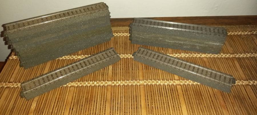 Marklin C Track 24188 - 20 Cm  Size Track Straight  Set of  x 8 Tracks -HO Complete