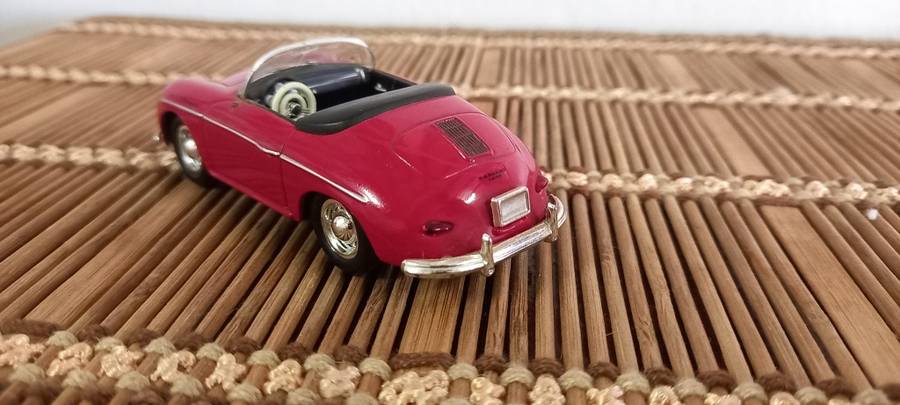 Porsche 356A  Speedster Die Cast Model  1/43    By Top Make  Universal Hobbies       Quant. Disc.