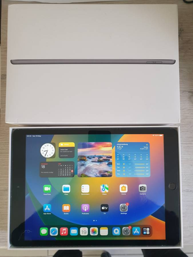 APPLE iPad 10.2-inch (8th Gen) Wi-Fi 32GB- A2270 - Space Grey - MYL92HC/A