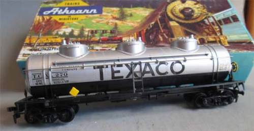 ATHERN HO SCALE - TEXACO 3 DOME TANK CAR (BOXED)