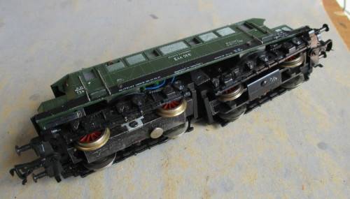 FLEISCHMANN HO SCALE - E44 056 ELECTRIC LOCO WITH PANTO SWITCH - BOXED