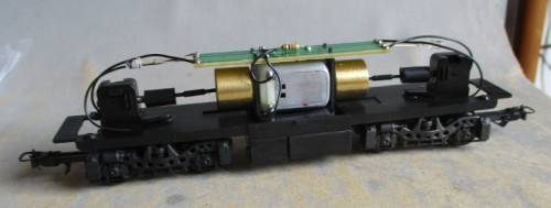 FRATESCHI HO SCALE - POWERED CHASSIS FOR CLASS 34 DIESEL - NEW BOXED