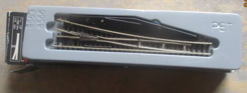 MARKLIN Z SCALE - ELECTRIC RH POINT - BOXED