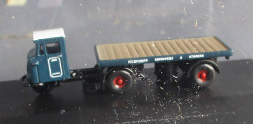 OXFORD 1/148 N SCALE - PICKFORDS HORSE & FLATBED TRAILER - NEW BOXED