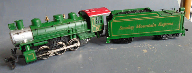 BACHMANN HO SCALE - 0-6-0 SMOKEY MOUNTAIN STEAM LOCO & TENDER, BOXED
