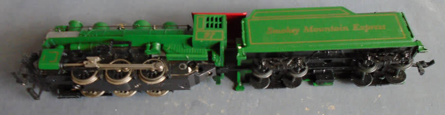 BACHMANN HO SCALE - 0-6-0 SMOKEY MOUNTAIN STEAM LOCO & TENDER, BOXED