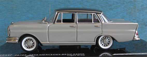 MERCEDES BENZ 220SE by VITESSE in 1/43 SCALE (NEW BOXED)