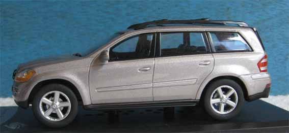 MERCEDES BENZ GL by SOLIDO in 1/43 SCALE (NEW BOXED)