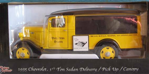 1935 CHEVROLET 1 1/2 TON DELIVERY VAN by UNIQUE REPLICAS in 1/24 SCALE (NIB)