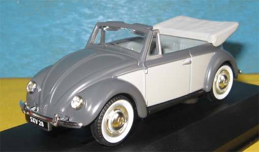 VOLKSWAGEN BEETLE CABRIOLET by VANGUARDS in 1/43 SCALE (NIB)