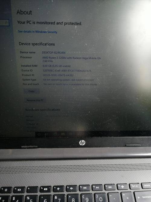 HP 255 G7 LAPTOP, AMD RYZEN 3 3200U WITH RADEON VEGA MOBILE GTX 2600MHZ, 8GB, 256GB,15.6 INCH SCREEN