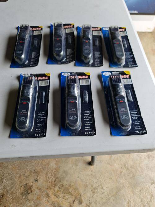 BULK LOT - BRAND NEW - HAIR CUTTING MACHINES - 7 IN TOTAL - PLEASE READ