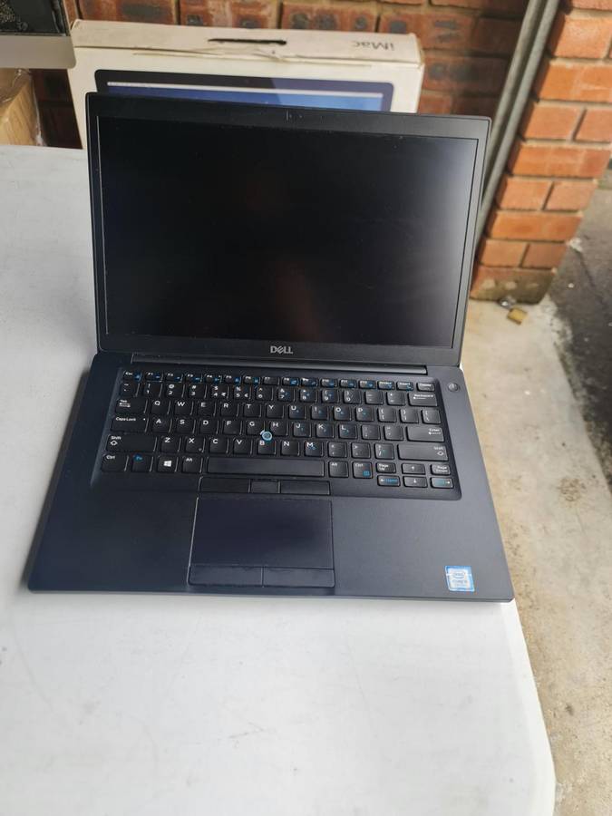 DELL LATITUDE 7490 - CORE i5 7TH GEN - 8GB - 256GB NVME SSD - 14 INCH SCREEN - PLEASE READ