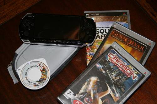 PSP + 4 Games