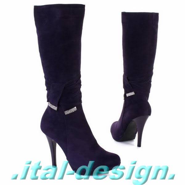SIZE 6,5 Boots - New - (133)