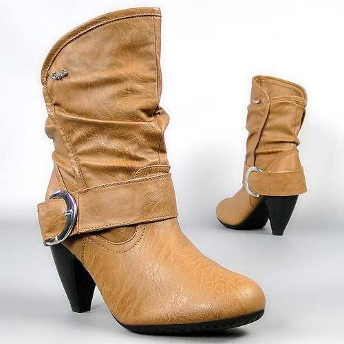 SIZE 5    Boots - New - (401)