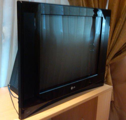 LG 54CM TELEVISION