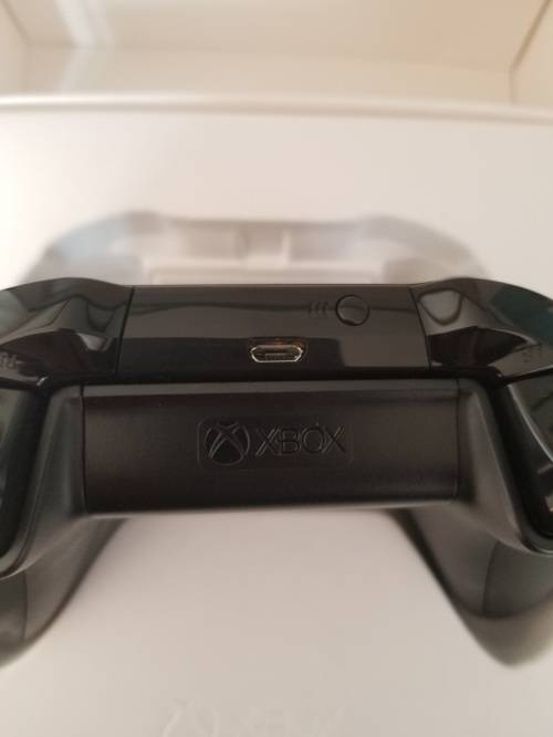Xbox Wireless Bluetooth Controller - Black
