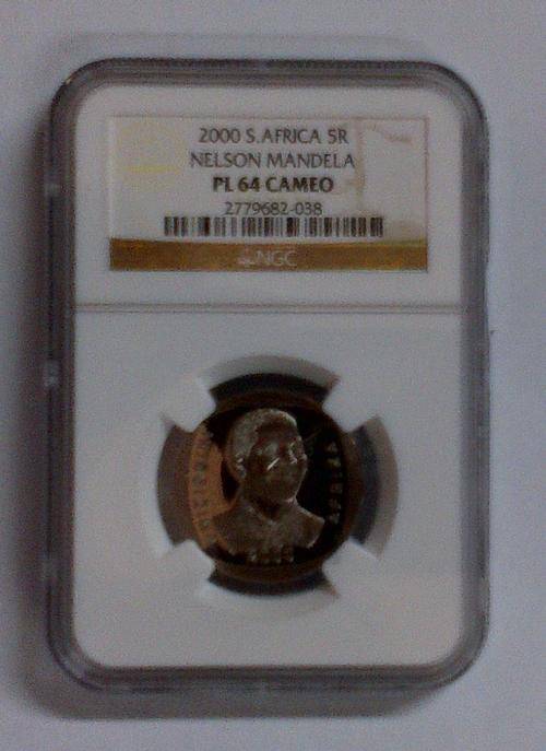 PL 64 Cameo Nelson Mandela Smiley
