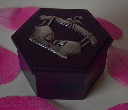 Small Hexagon Pewter Brassiere Box