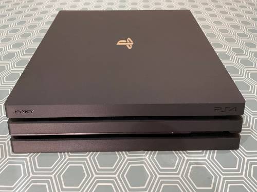 PlayStation 4 Pro 1TB