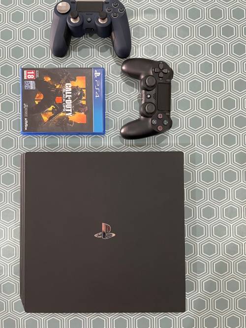 PlayStation 4 Pro 1TB