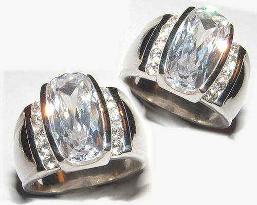 BEAUTIFUL 925 STERLING SILVER RING