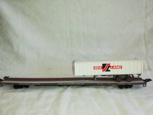 Car and Truck carriers for spares or repairs (HO)