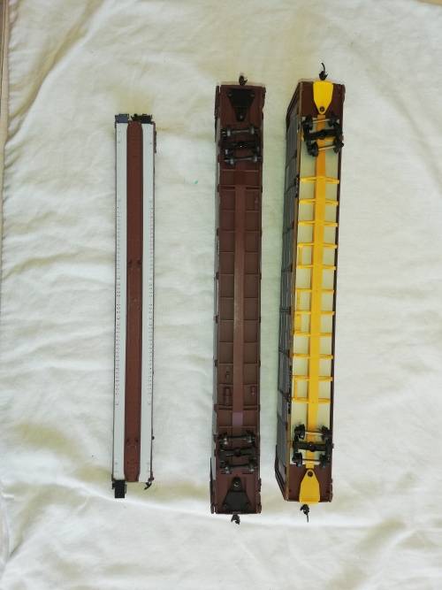 Car and Truck carriers for spares or repairs (HO)