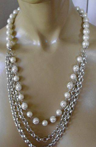 STUNNING FAUX PEARLS AND CHAIN NECKLACE